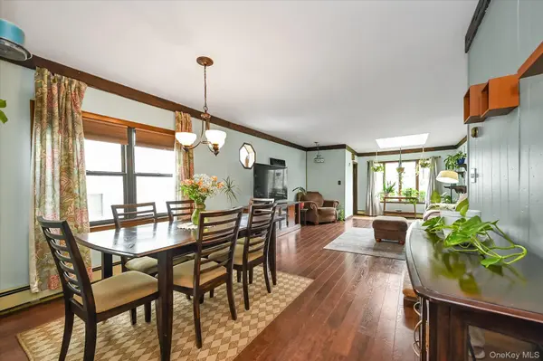 200-10 33rd AVE, Bayside, NY 11361