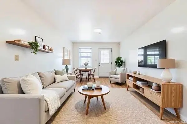 35-06 Leavitt ST #6C, Flushing, NY 11354