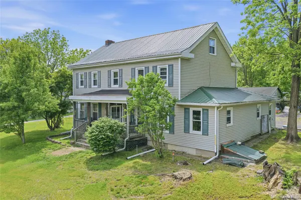 345 Drexel DR, Pine Bush, NY 12566