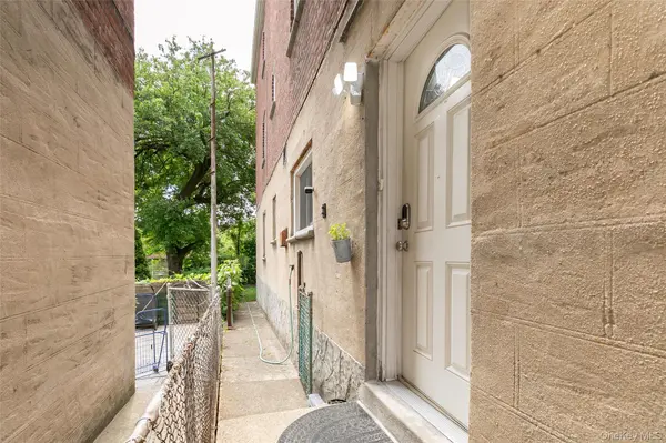 810 Neill AVE, Bronx, NY 10462