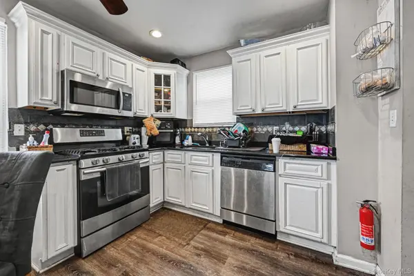 21609 115th RD, Cambria Heights, NY 11411