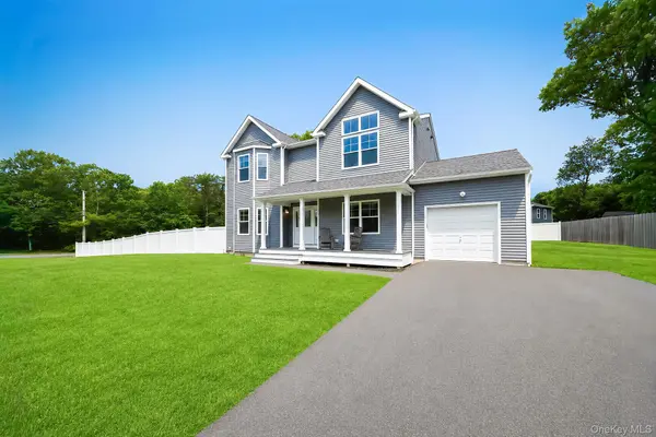 164 Chestnut ST, Mount Sinai, NY 11766
