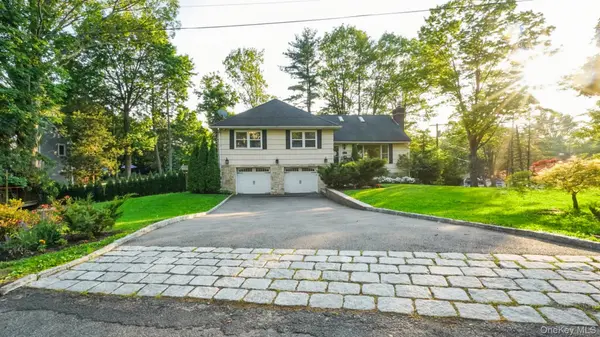25 Manor AVE, White Plains, NY 10605