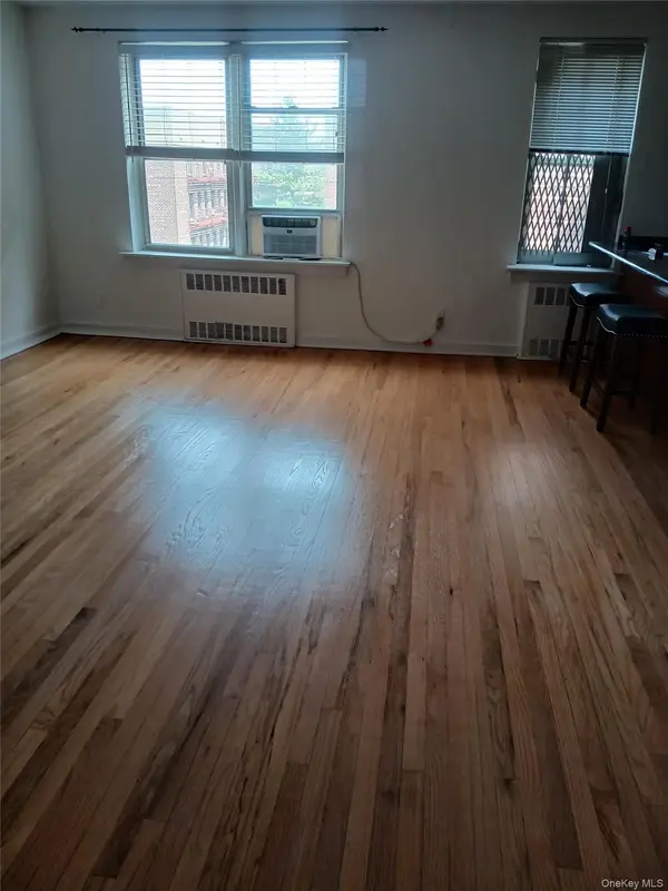 105-33 66 AVE #6G, Forest Hills, NY 11375