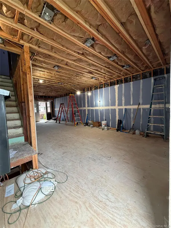 14448 Jewel AVE, Flushing, NY 11367