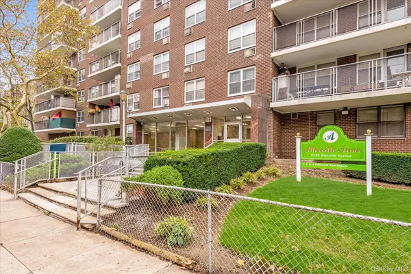 2550 Olinville AVE #4E, Bronx, NY 10467