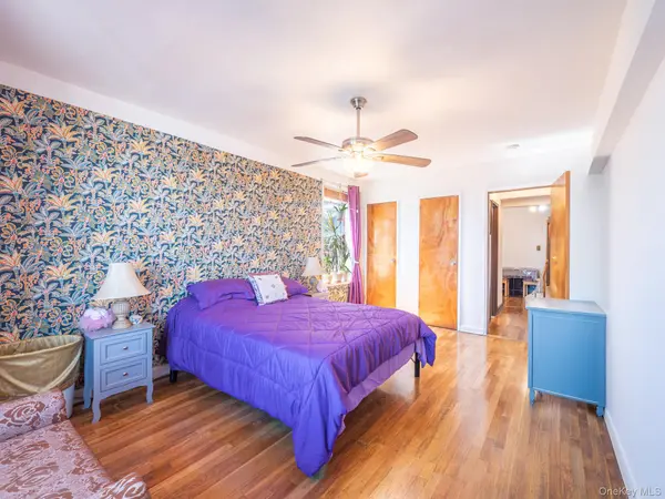 90-11 35th AVE #6T, Jackson Heights, NY 11372