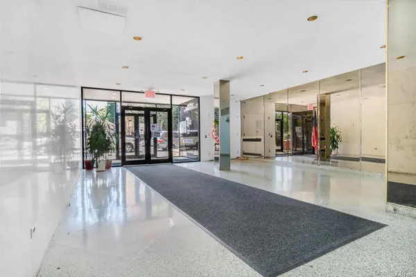 90-11 35th AVE #6T, Jackson Heights, NY 11372