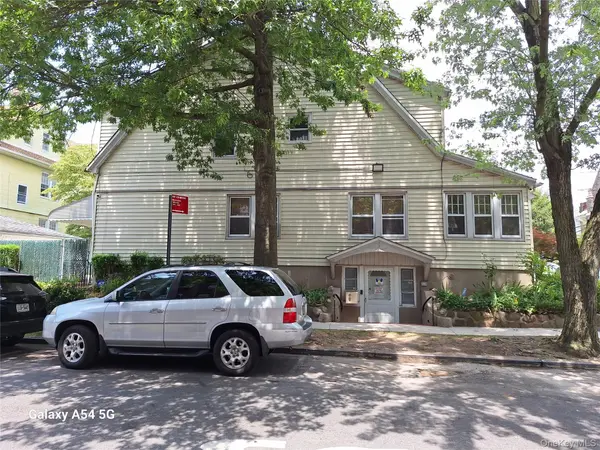 85-46 96th ST, Woodhaven, NY 11421
