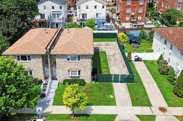 2459 Lodovick AVE, Bronx, NY 10469