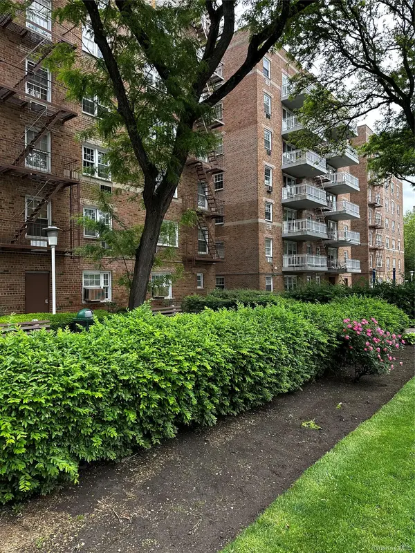 149-30 88th ST #3D, Howard Beach, NY 11414