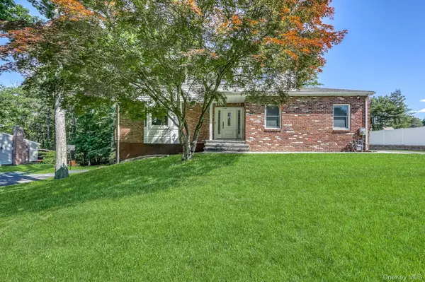 20 Dolphin RD, New City, NY 10956