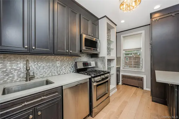 6149 62nd RD, Middle Village, NY 11379