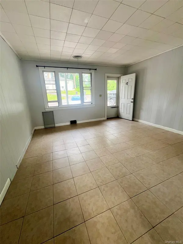 1612-1616-1616 Route 9W #17, Marlboro, NY 12542