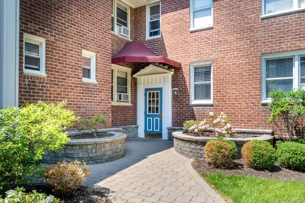 175 Bryant AVE #1I, White Plains, NY 10605
