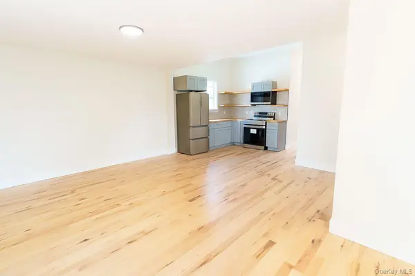 328 Columbia ST #1, Hudson, NY 12534