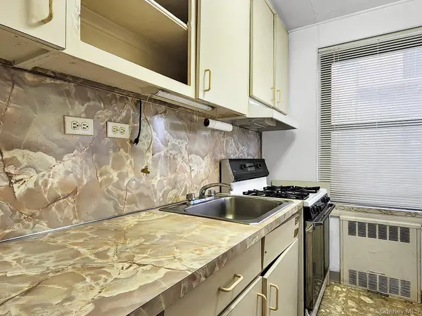 29-08 139th ST #1D, Flushing, NY 11354