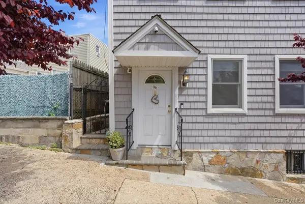96 Wakefield AVE, Yonkers, NY 10704