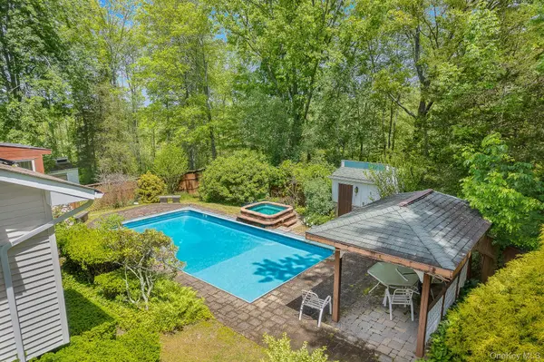 10 Eisgruber Park LN, Highland, NY 12528