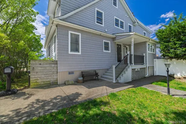 400 Roosevelt AVE, Freeport, NY 11520