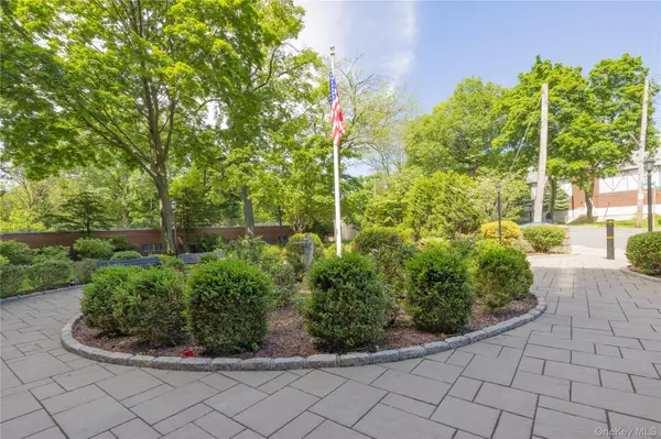 900 Palmer RD #6D, Bronxville, NY 10708