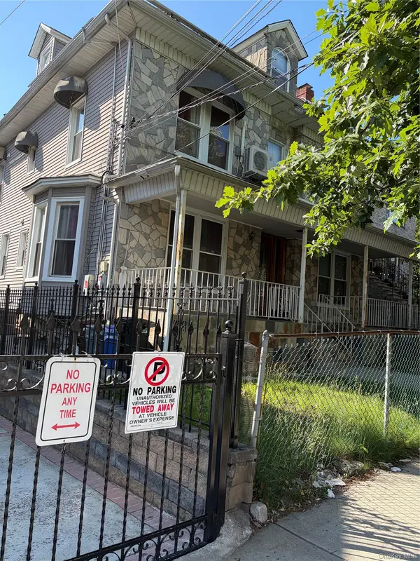 3643 Paulding AVE, Bronx, NY 10469