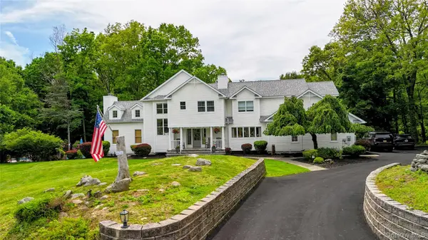 102 Beverly RD, Chester, NY 10918