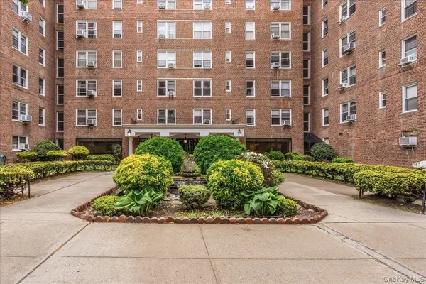 105-38 63rd DR #1N, Forest Hills, NY 11375