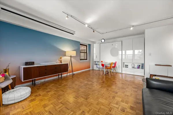 579 W 215 ST #5C, New York (manhattan), NY 10034
