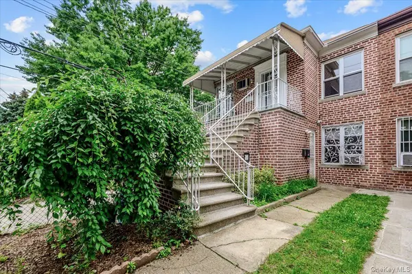 1103 Rhinelander AVE, Bronx, NY 10461