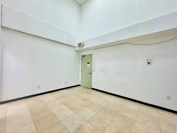 39-07 Prince ST #6F, Flushing, NY 11354