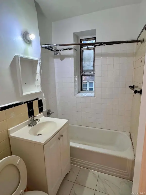 143-07 Sanford AVE #3J, Flushing, NY 11355