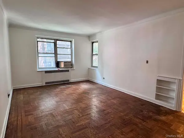 143-07 Sanford AVE #3J, Flushing, NY 11355