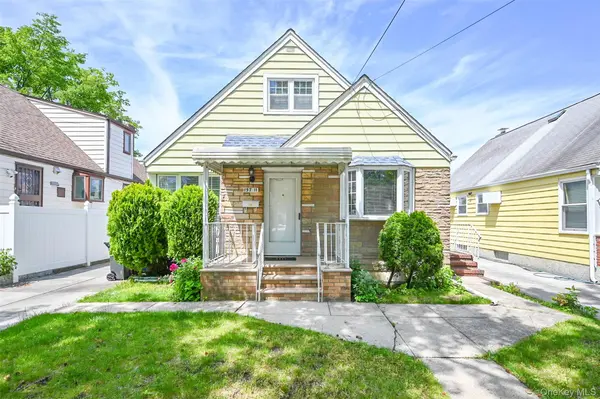 157-11 26th AVE, Flushing, NY 11354