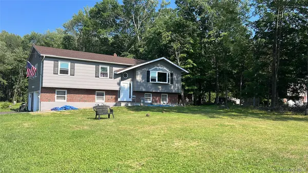 158 Sycamore DR, New Windsor, NY 12553