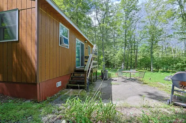 181 Oakridge RD, Greenfield Park, NY 12435