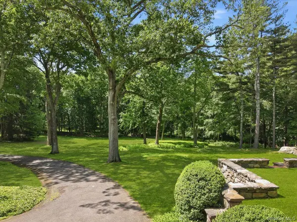 254 McLain ST, Bedford Corners, NY 10549