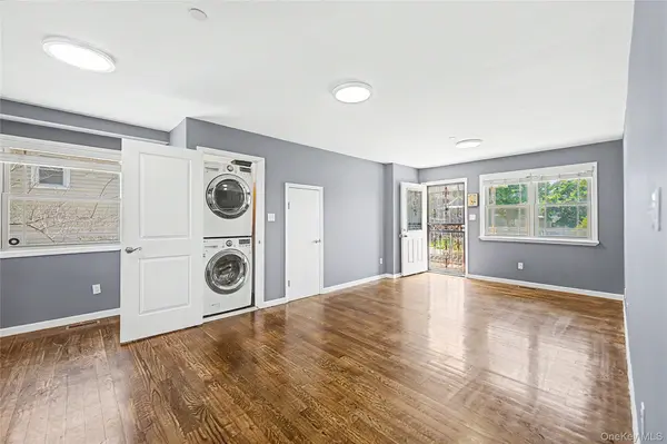 10205 Davenport CT, Howard Beach, NY 11414