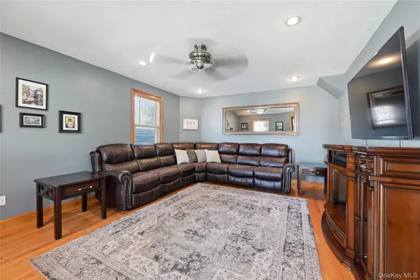 234 Islip BLVD, Islip Terrace, NY 11752