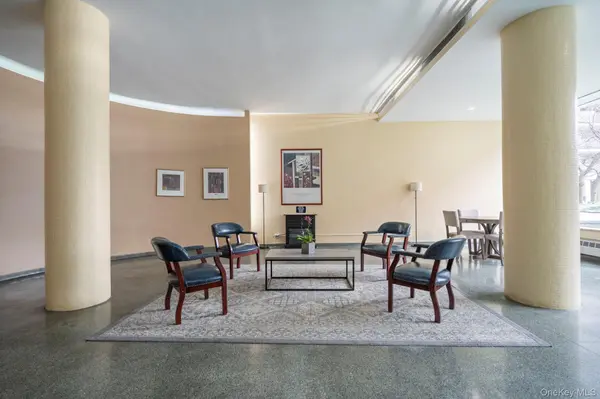 61-25 97th ST #1L, Rego Park, NY 11374