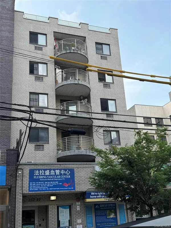 132-49 41st RD #CB & CC, Flushing, NY 11355