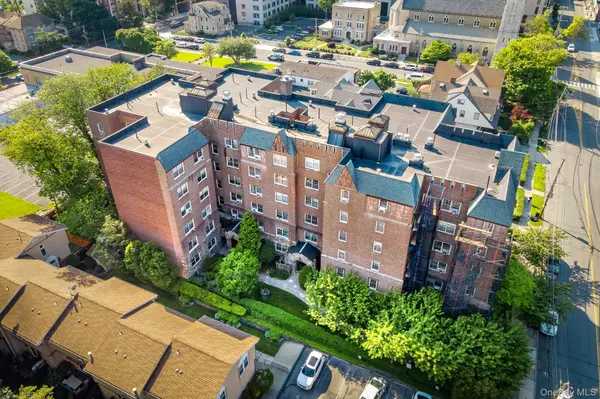 151 Centre AVE #5C, New Rochelle, NY 10805
