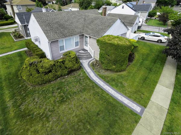 130 Boylston ST, Hempstead, NY 11550