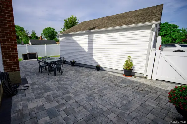 130 Boylston ST, Hempstead, NY 11550