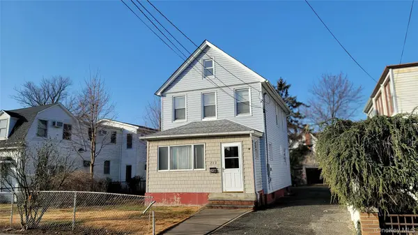 243 Allen ST, Lawrence, NY 11559