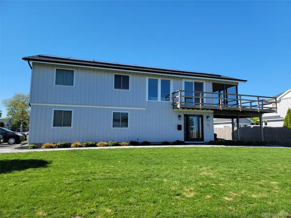 23 Dalny PL, Sayville, NY 11782