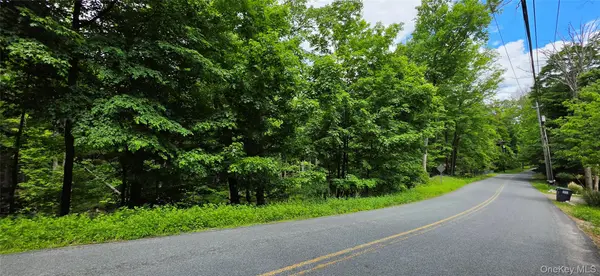 Address not disclosed, Wurtsboro, NY 12790