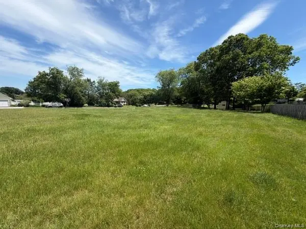 Lot 1 Coventry CT, Mount Sinai, NY 11766