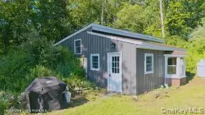 884 Camby RD, Millbrook, NY 12545