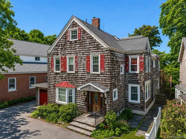 53 Main ST, Lloyd, NY 12528